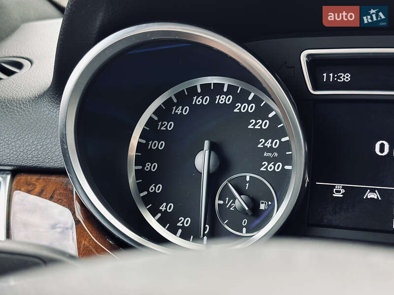 Внедорожник / Кроссовер Mercedes-Benz M-Class 2012 в Кременчуге