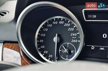 Позашляховик / Кросовер Mercedes-Benz M-Class 2012 в 