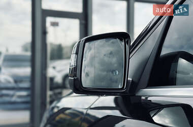 Позашляховик / Кросовер Mercedes-Benz M-Class 2012 в 