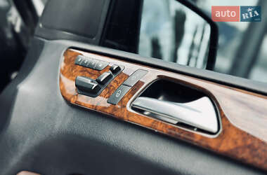 Позашляховик / Кросовер Mercedes-Benz M-Class 2012 в 