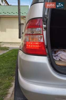 Внедорожник / Кроссовер Mercedes-Benz M-Class 2001 в 