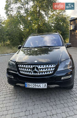 Mercedes-Benz M-Class 2007 Mercedes-Benz M-Class 2007