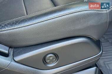 Внедорожник / Кроссовер Mercedes-Benz M-Class 2013 в 