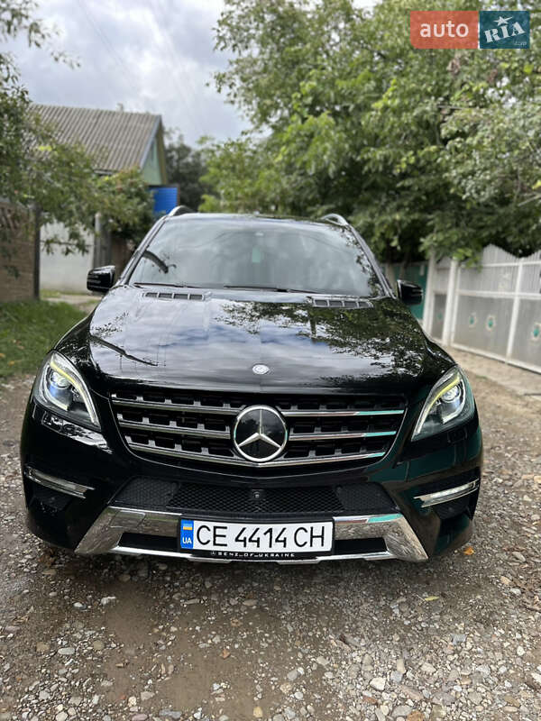 Внедорожник / Кроссовер Mercedes-Benz M-Class 2014 в Черновцах