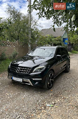 Внедорожник / Кроссовер Mercedes-Benz M-Class 2014 в Черновцах
