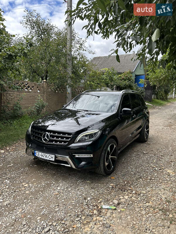 Внедорожник / Кроссовер Mercedes-Benz M-Class 2014 в Черновцах
