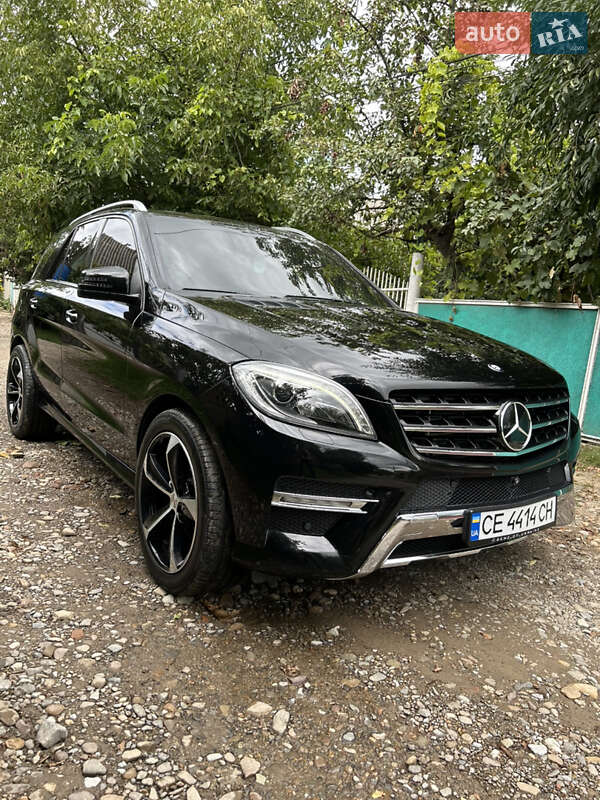 Внедорожник / Кроссовер Mercedes-Benz M-Class 2014 в Черновцах