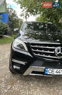 Внедорожник / Кроссовер Mercedes-Benz M-Class 2014 в Черновцах