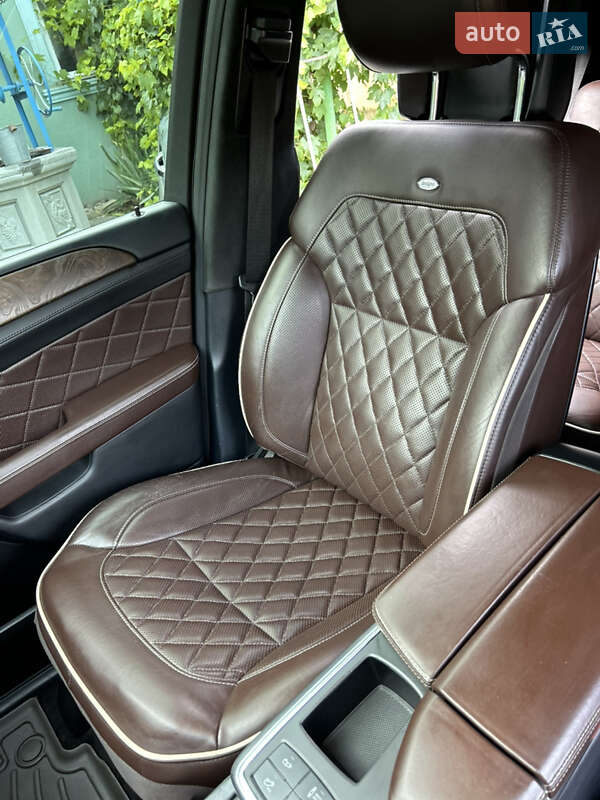 Внедорожник / Кроссовер Mercedes-Benz M-Class 2014 в Черновцах