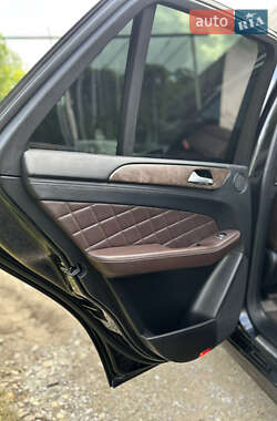 Внедорожник / Кроссовер Mercedes-Benz M-Class 2014 в Черновцах