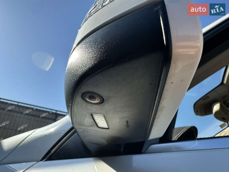 Позашляховик / Кросовер Mercedes-Benz M-Class 2015 в Києві