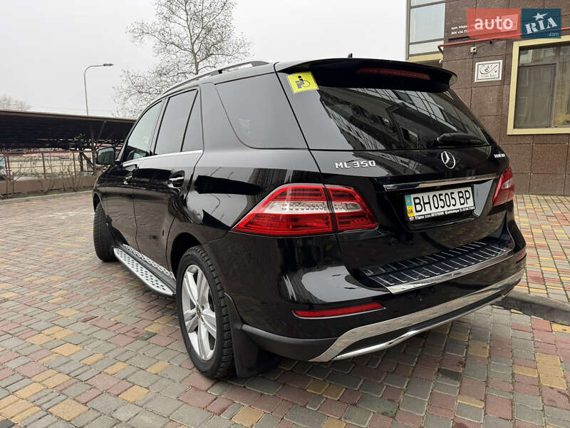 Внедорожник / Кроссовер Mercedes-Benz M-Class 2013 в Одессе