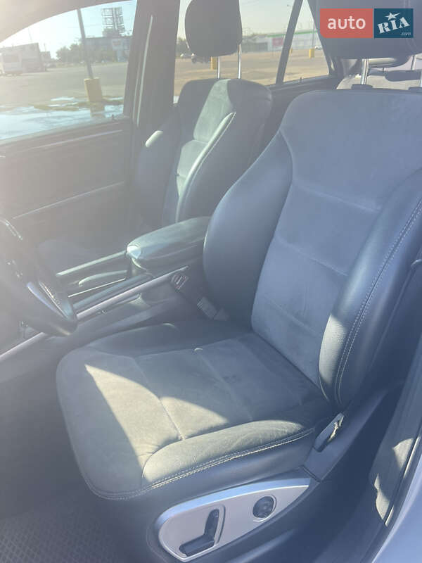 Внедорожник / Кроссовер Mercedes-Benz M-Class 2009 в Одессе