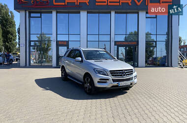 Mercedes-Benz M-Class 2012