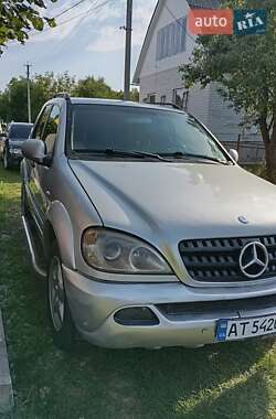 Внедорожник / Кроссовер Mercedes-Benz M-Class 2000 в 
