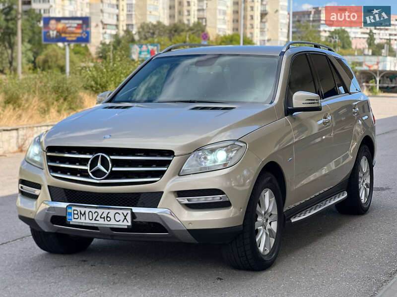 Внедорожник / Кроссовер Mercedes-Benz M-Class 2011 в Запорожье