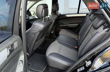 Внедорожник / Кроссовер Mercedes-Benz M-Class 2011 в 