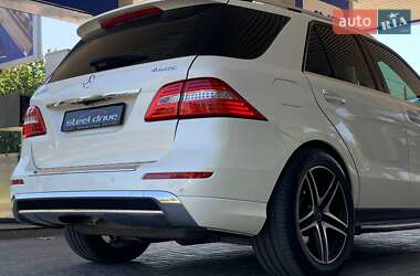 Внедорожник / Кроссовер Mercedes-Benz M-Class 2012 в 