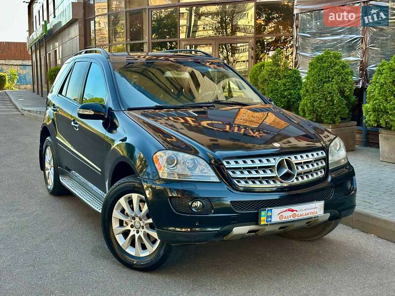 Mercedes-Benz M-Class 2008