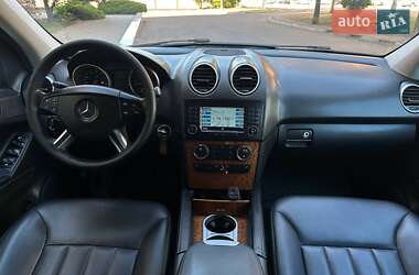 Внедорожник / Кроссовер Mercedes-Benz M-Class 2008 в 
