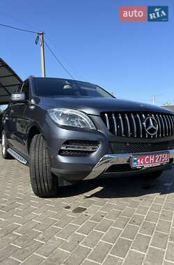 Внедорожник / Кроссовер Mercedes-Benz M-Class 2015 в Полтаве