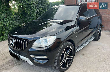Внедорожник / Кроссовер Mercedes-Benz M-Class 2012 в 