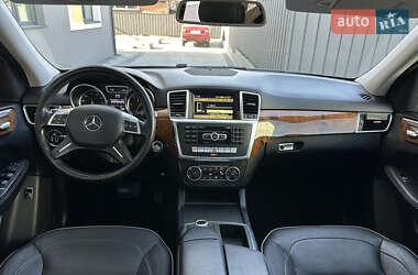 Внедорожник / Кроссовер Mercedes-Benz M-Class 2011 в 