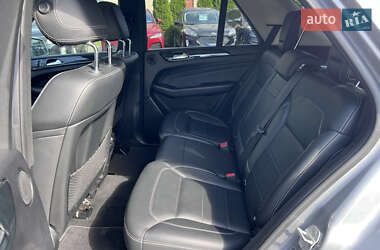 Внедорожник / Кроссовер Mercedes-Benz M-Class 2011 в 