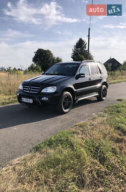Внедорожник / Кроссовер Mercedes-Benz M-Class 2004 в 