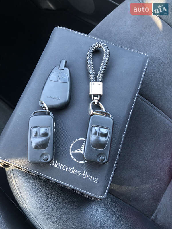 Внедорожник / Кроссовер Mercedes-Benz M-Class 2004 в Луцке