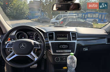 Позашляховик / Кросовер Mercedes-Benz M-Class 2015 в 