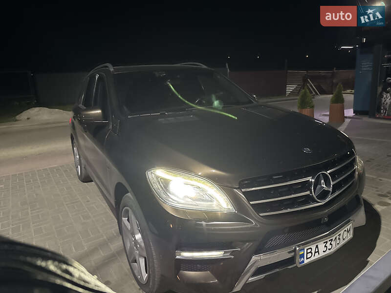 Позашляховик / Кросовер Mercedes-Benz M-Class 2013 в Кропивницькому