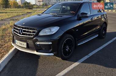 Внедорожник / Кроссовер Mercedes-Benz M-Class 2011 в Киеве