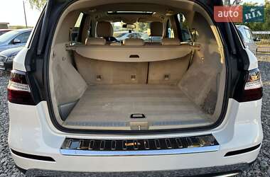 Внедорожник / Кроссовер Mercedes-Benz M-Class 2011 в 