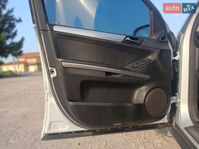 Внедорожник / Кроссовер Mercedes-Benz M-Class 2007 в Крыжополе