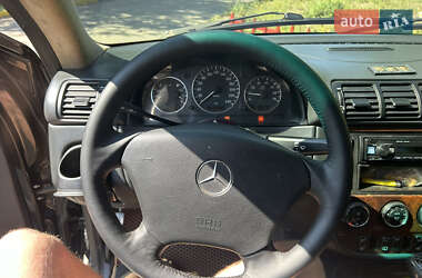 Внедорожник / Кроссовер Mercedes-Benz M-Class 2005 в 