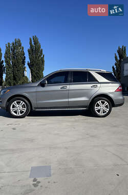Позашляховик / Кросовер Mercedes-Benz M-Class 2013 в  фото 7 Позашляховик / Кросовер Mercedes-Benz M-Class 2013 в