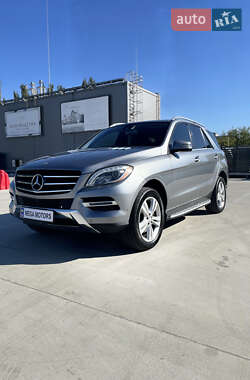 Позашляховик / Кросовер Mercedes-Benz M-Class 2013 в  фото 2 Позашляховик / Кросовер Mercedes-Benz M-Class 2013 в