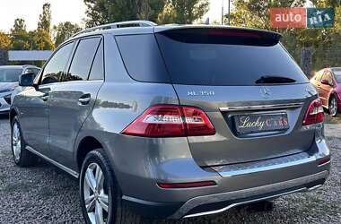 Внедорожник / Кроссовер Mercedes-Benz M-Class 2011 в 