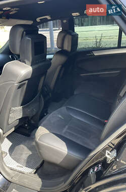 Позашляховик / Кросовер Mercedes-Benz M-Class 2007 в 