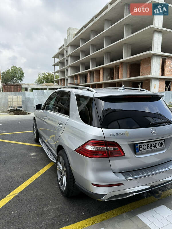 Внедорожник / Кроссовер Mercedes-Benz M-Class 2011 в Львове