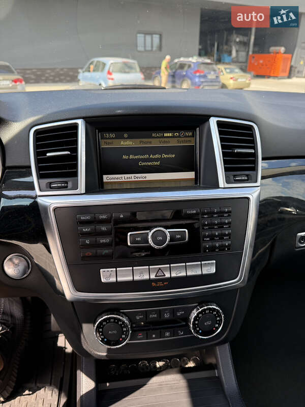 Внедорожник / Кроссовер Mercedes-Benz M-Class 2012 в Киеве