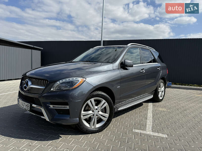 Внедорожник / Кроссовер Mercedes-Benz M-Class 2012 в Киеве