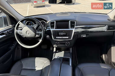 Позашляховик / Кросовер Mercedes-Benz M-Class 2012 в  фото 24 Позашляховик / Кросовер Mercedes-Benz M-Class 2012 в