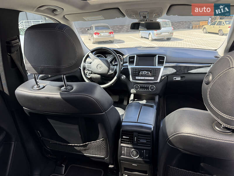 Внедорожник / Кроссовер Mercedes-Benz M-Class 2012 в Киеве