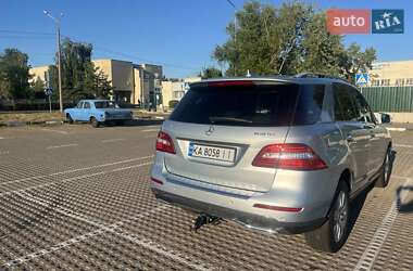 Внедорожник / Кроссовер Mercedes-Benz M-Class 2015 в 