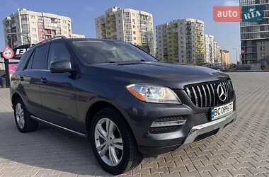Внедорожник / Кроссовер Mercedes-Benz M-Class 2013 в Львове