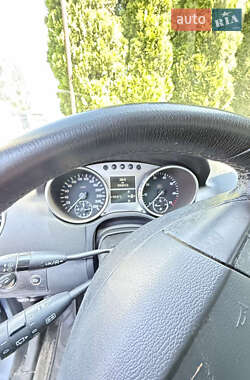 Позашляховик / Кросовер Mercedes-Benz M-Class 2006 в 