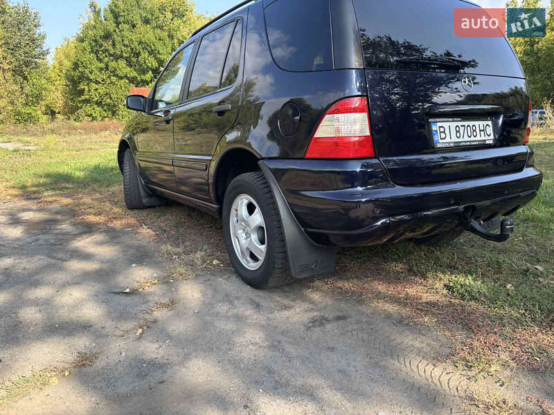 Позашляховик / Кросовер Mercedes-Benz M-Class 2001 в Чорнухах