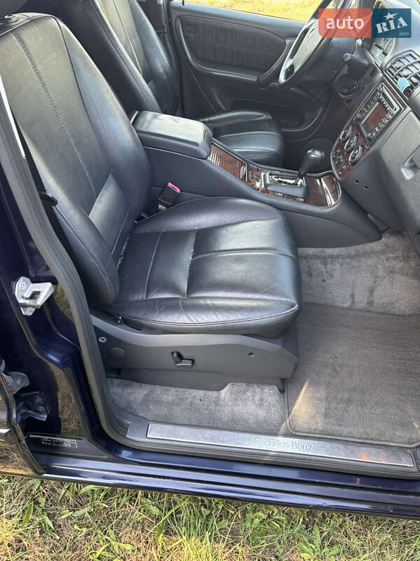 Позашляховик / Кросовер Mercedes-Benz M-Class 2001 в Чорнухах